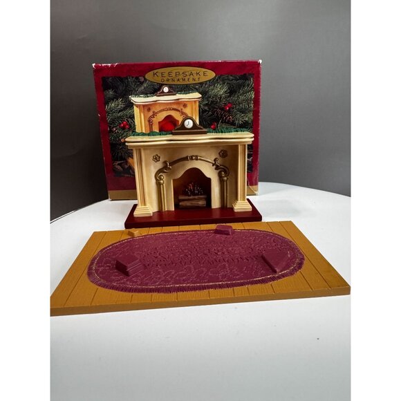 Hallmark Bearingers Of Victoria Circle Lighted Fireplace Display Base 1993 - Picture 6 of 7